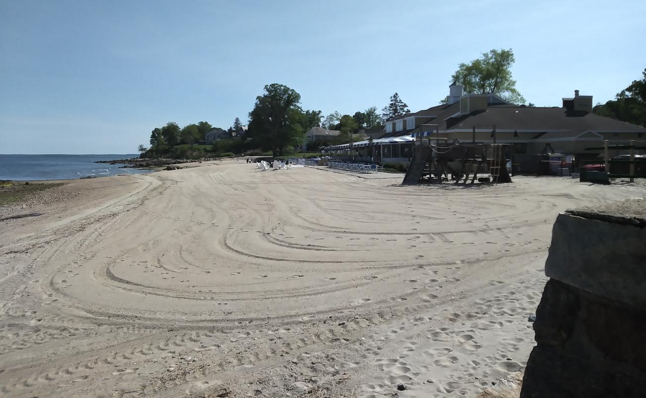 Photo de Woodway Beach Club avec sable beige de surface