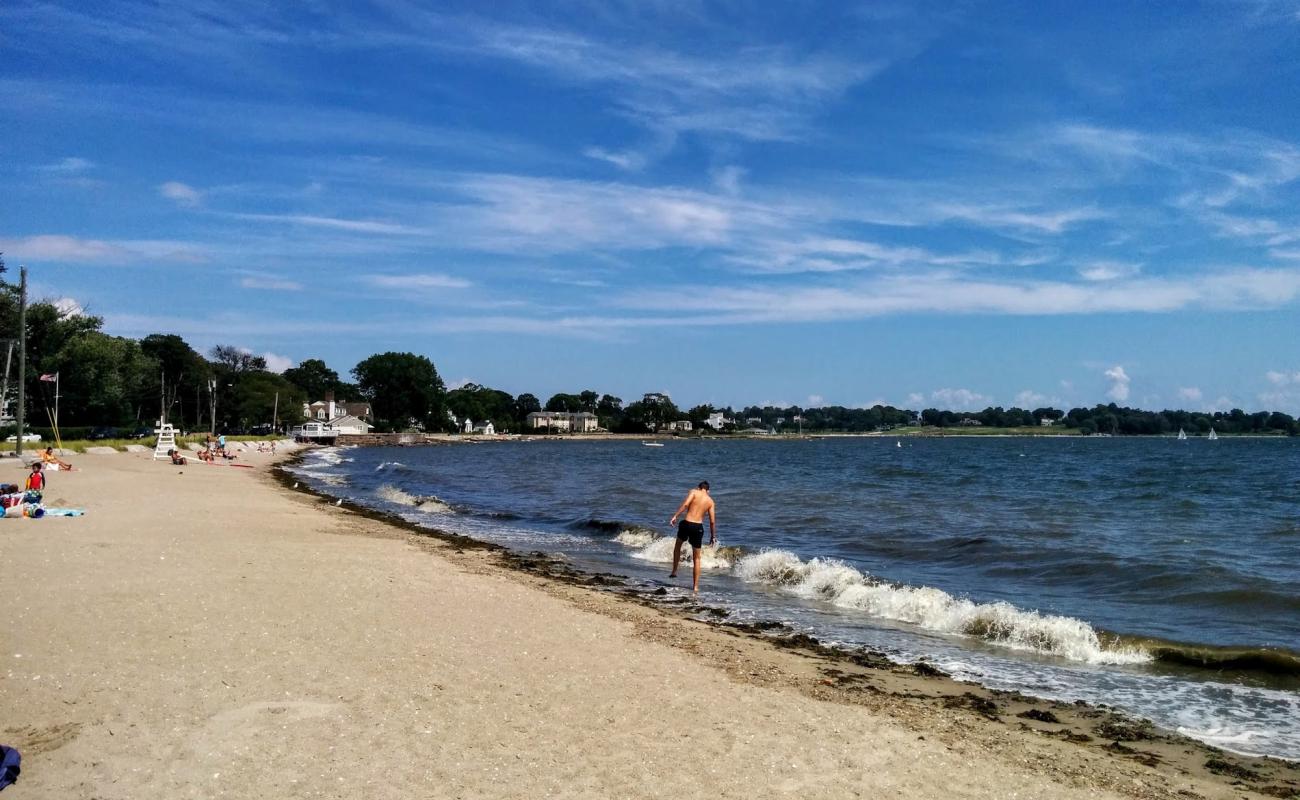 Photo de Southport Beach avec sable beige de surface