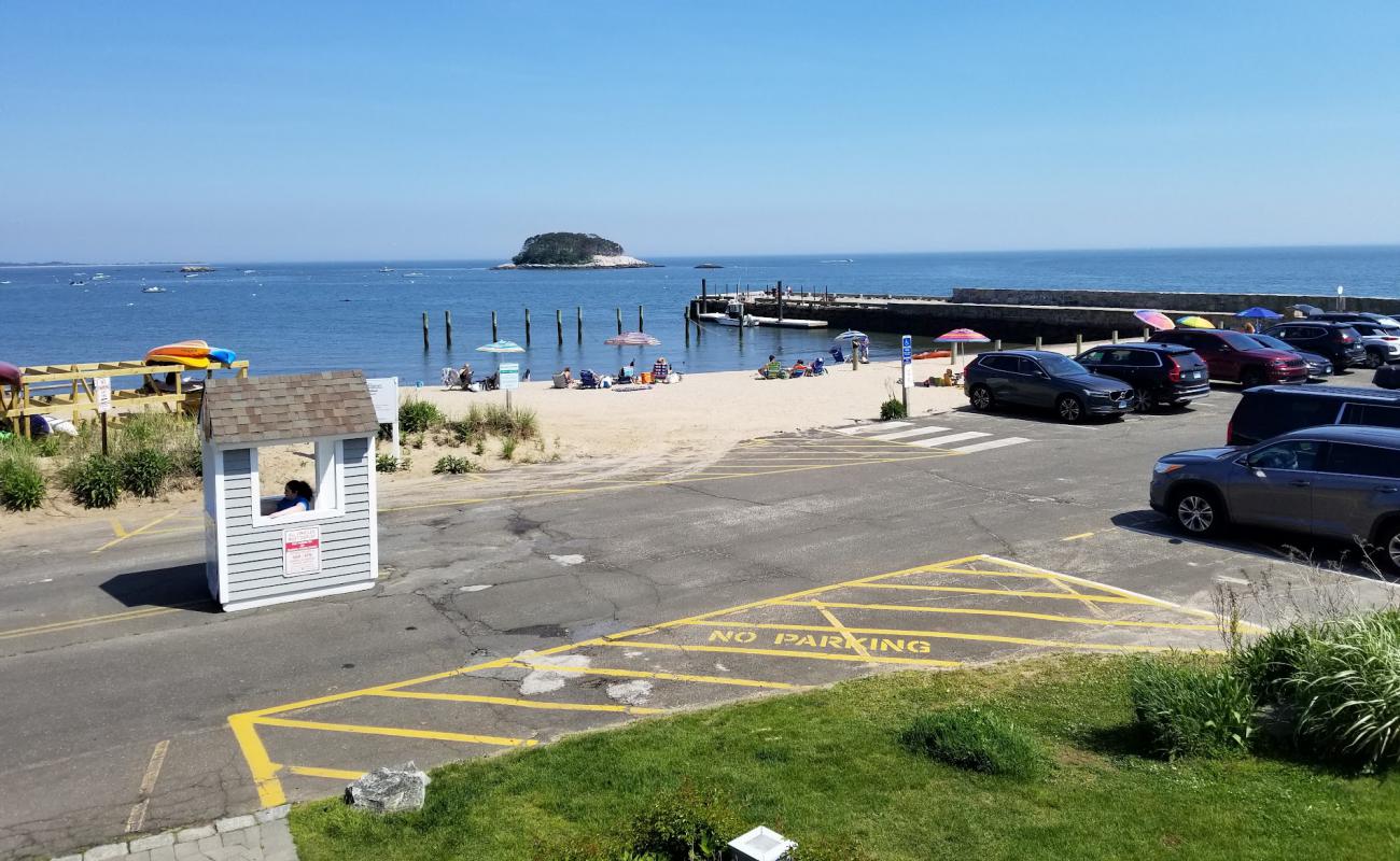 Photo de West Wharf avec sable beige de surface