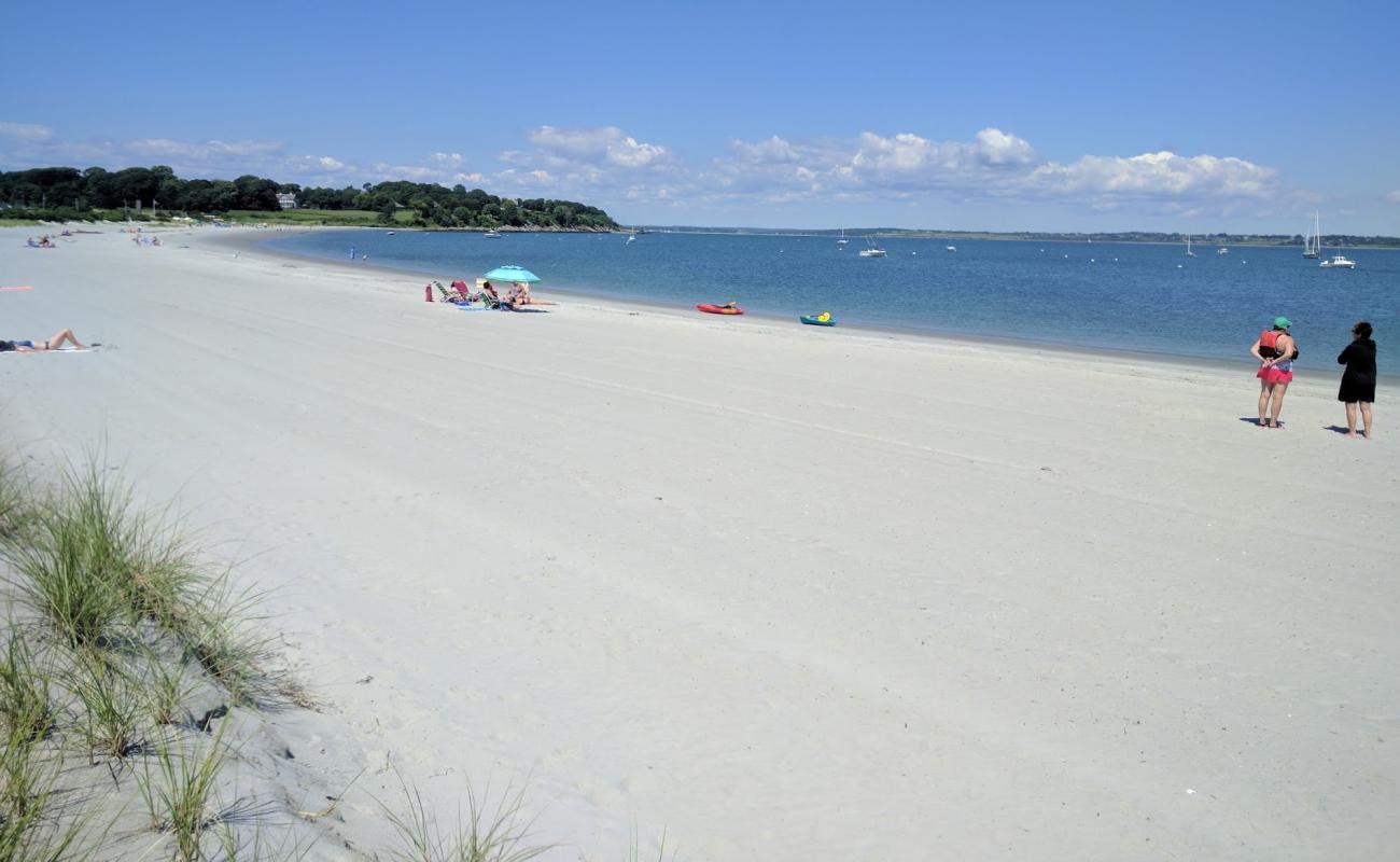 Photo de Third Beach avec sable lumineux de surface