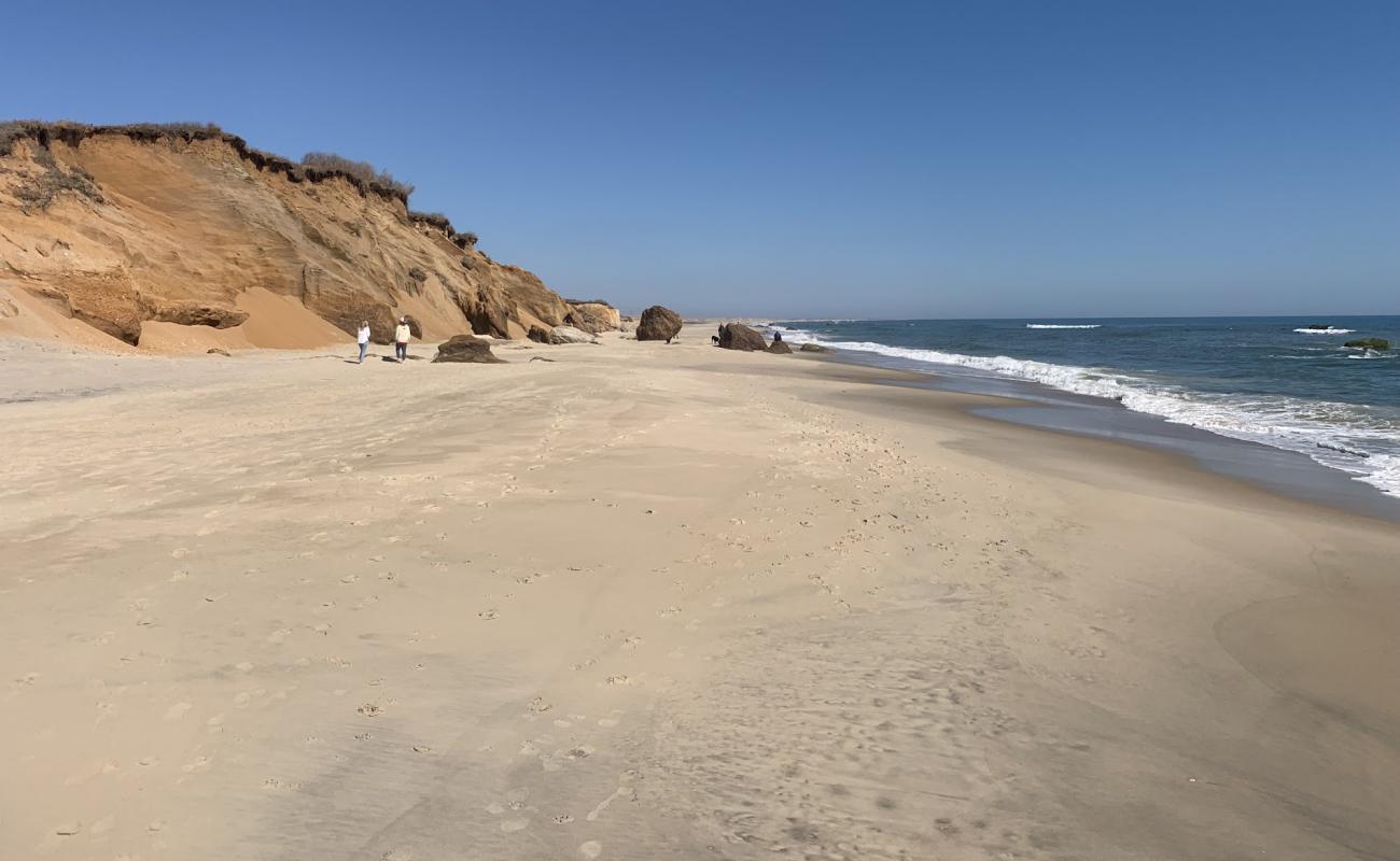 Photo de Lucy Vincent Beach avec sable beige de surface