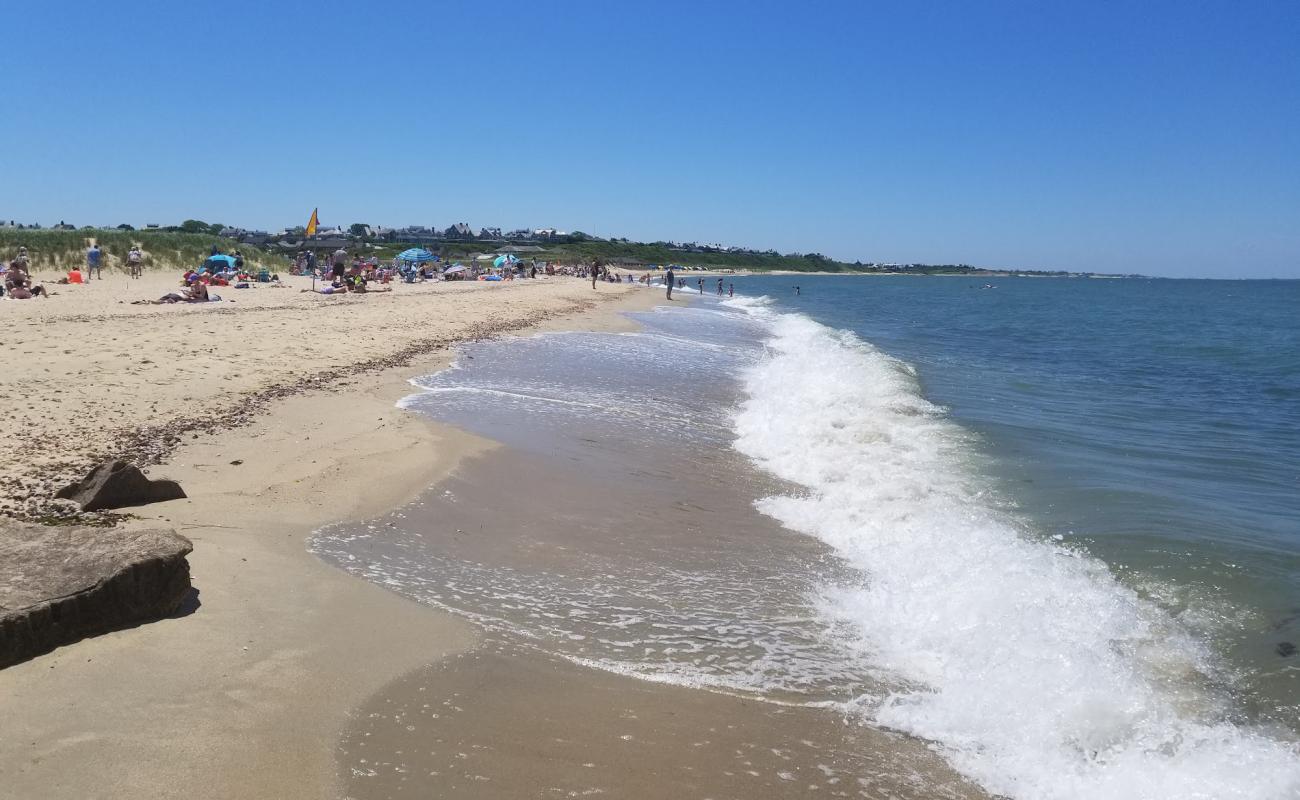 Photo de Jetties Beach avec sable beige de surface