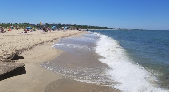 Jetties Beach