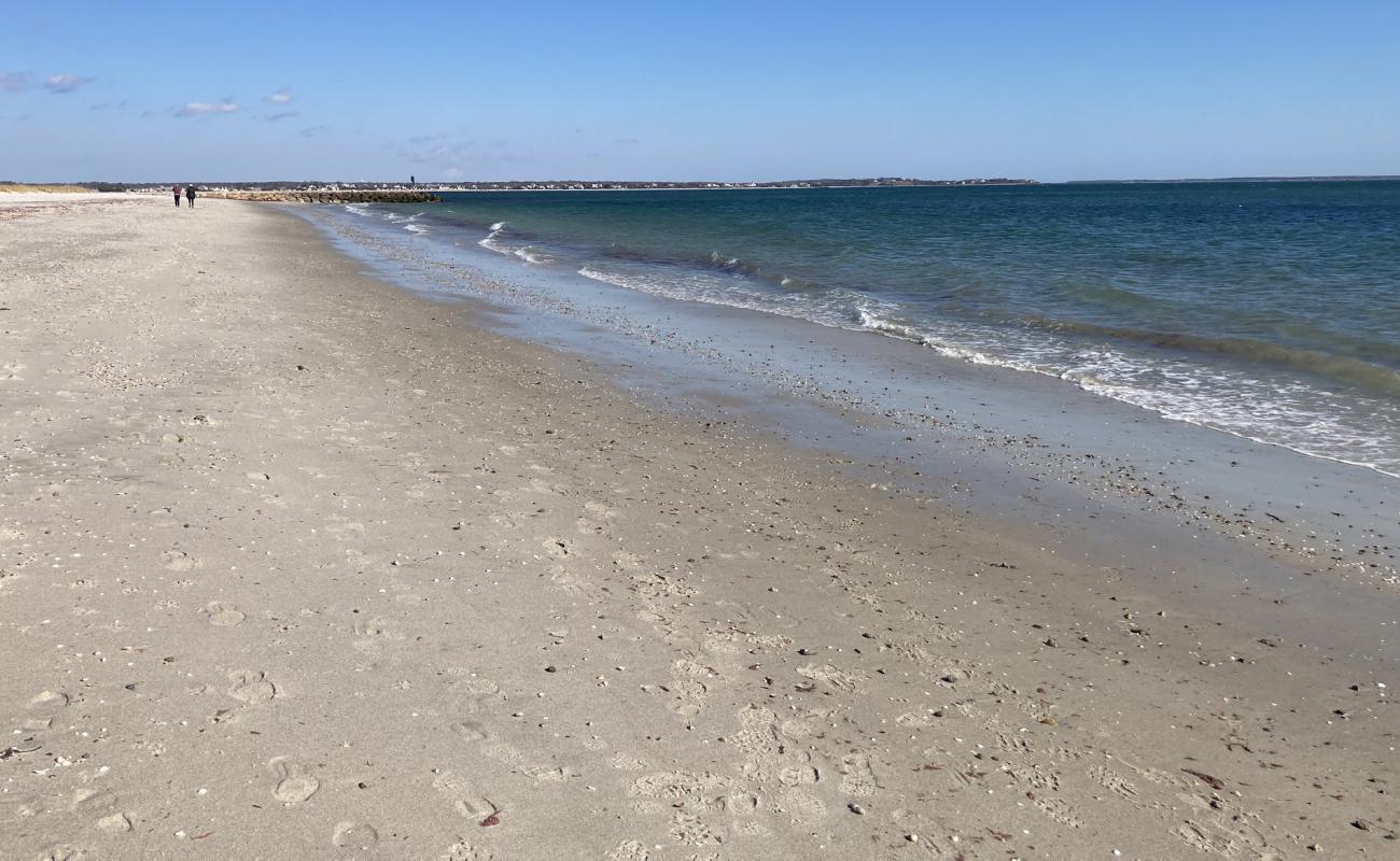 Photo de Dowses Beach avec sable lumineux de surface