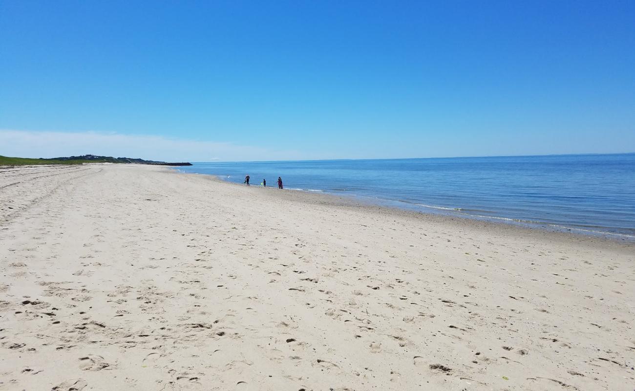 Photo de Corn Hill beach avec sable beige de surface