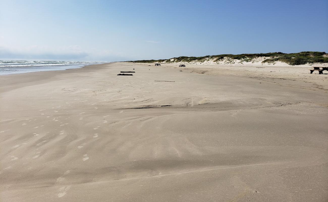 Photo de Malaquite beach avec sable beige de surface