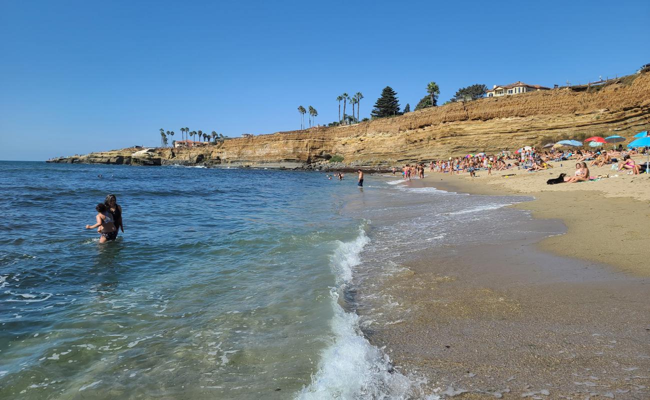 Photo de Sunset Cliffs beach avec sable lumineux de surface