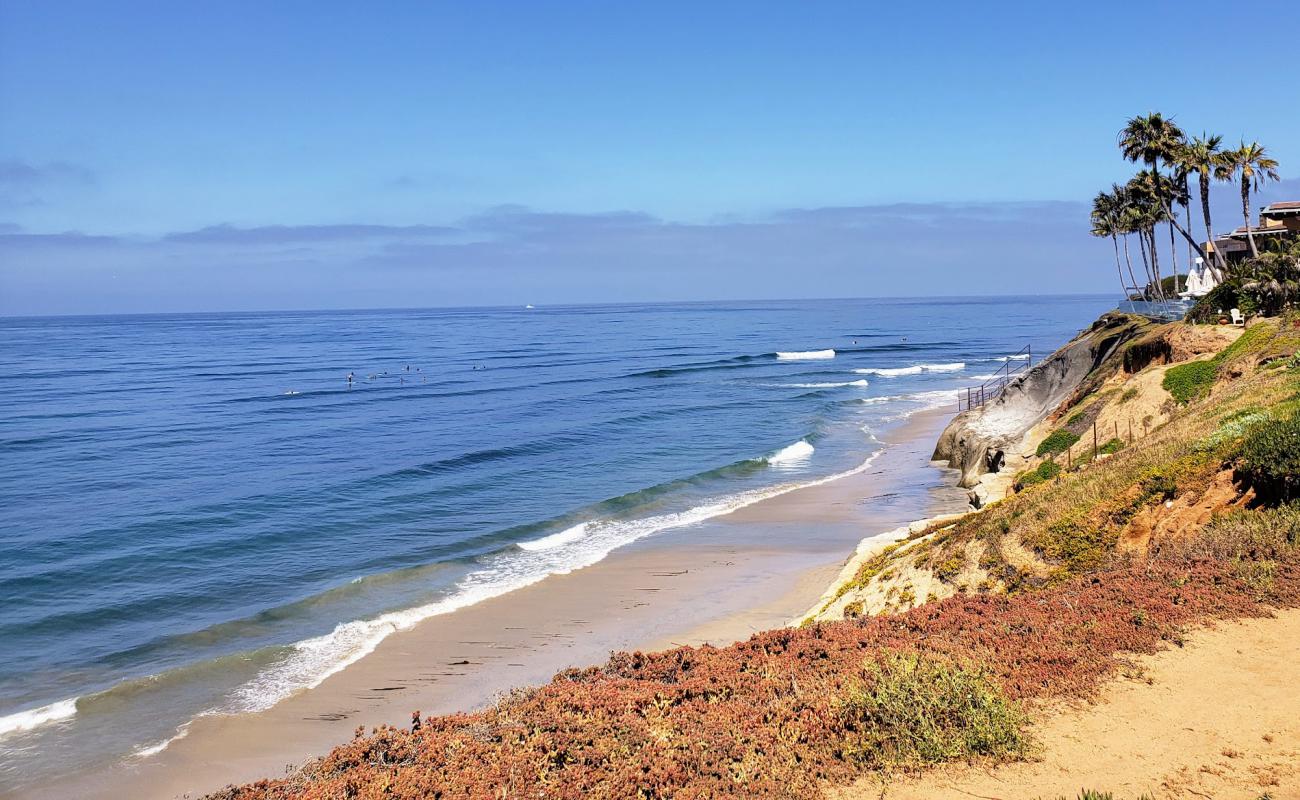 Photo de Terramar beach avec sable beige & galets de surface