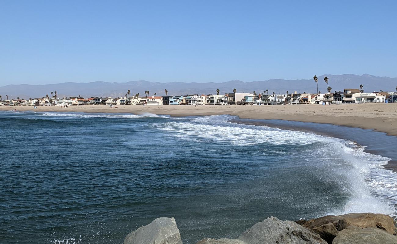 Photo de Silver Strand Beach avec sable lumineux de surface