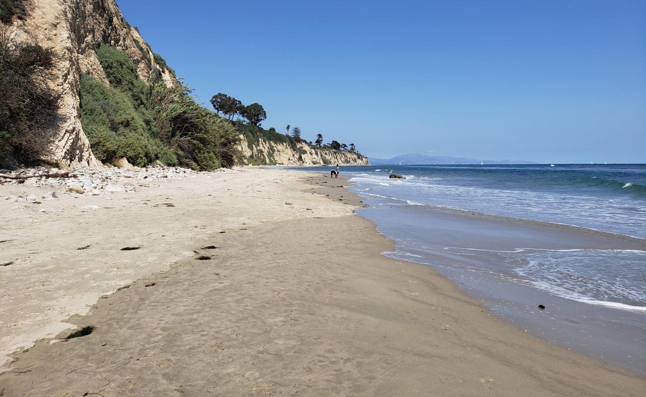 Photo de Arroyo Burro Beach avec sable beige de surface