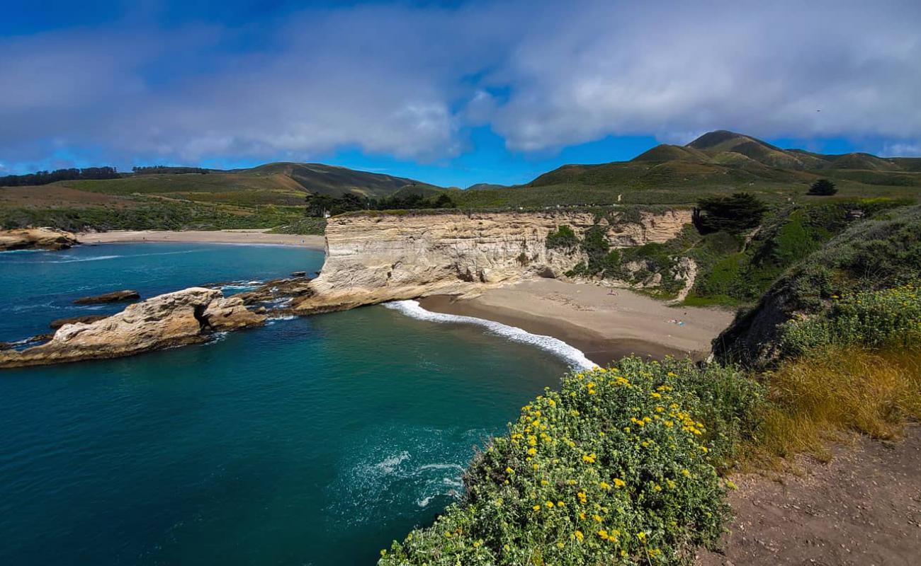 Photo de Spooner's Cove Beach avec caillou fin gris de surface