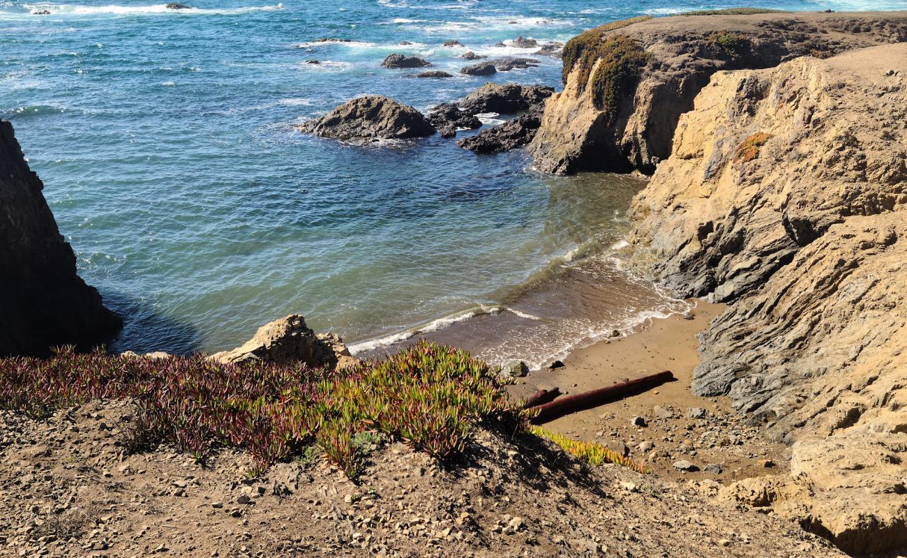 Photo de Glass Beach avec sable clair avec caillou de surface