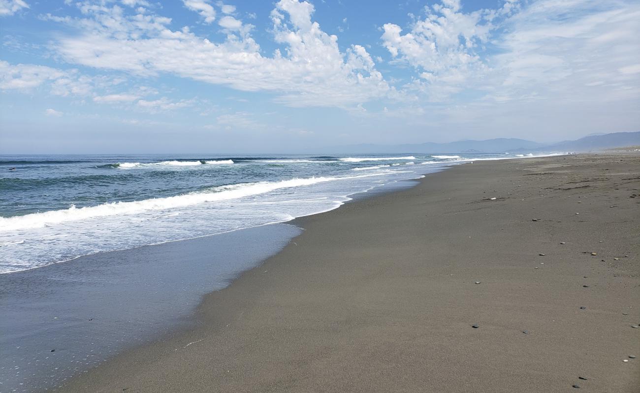 Photo de Kellogg Road Beach avec sable lumineux de surface