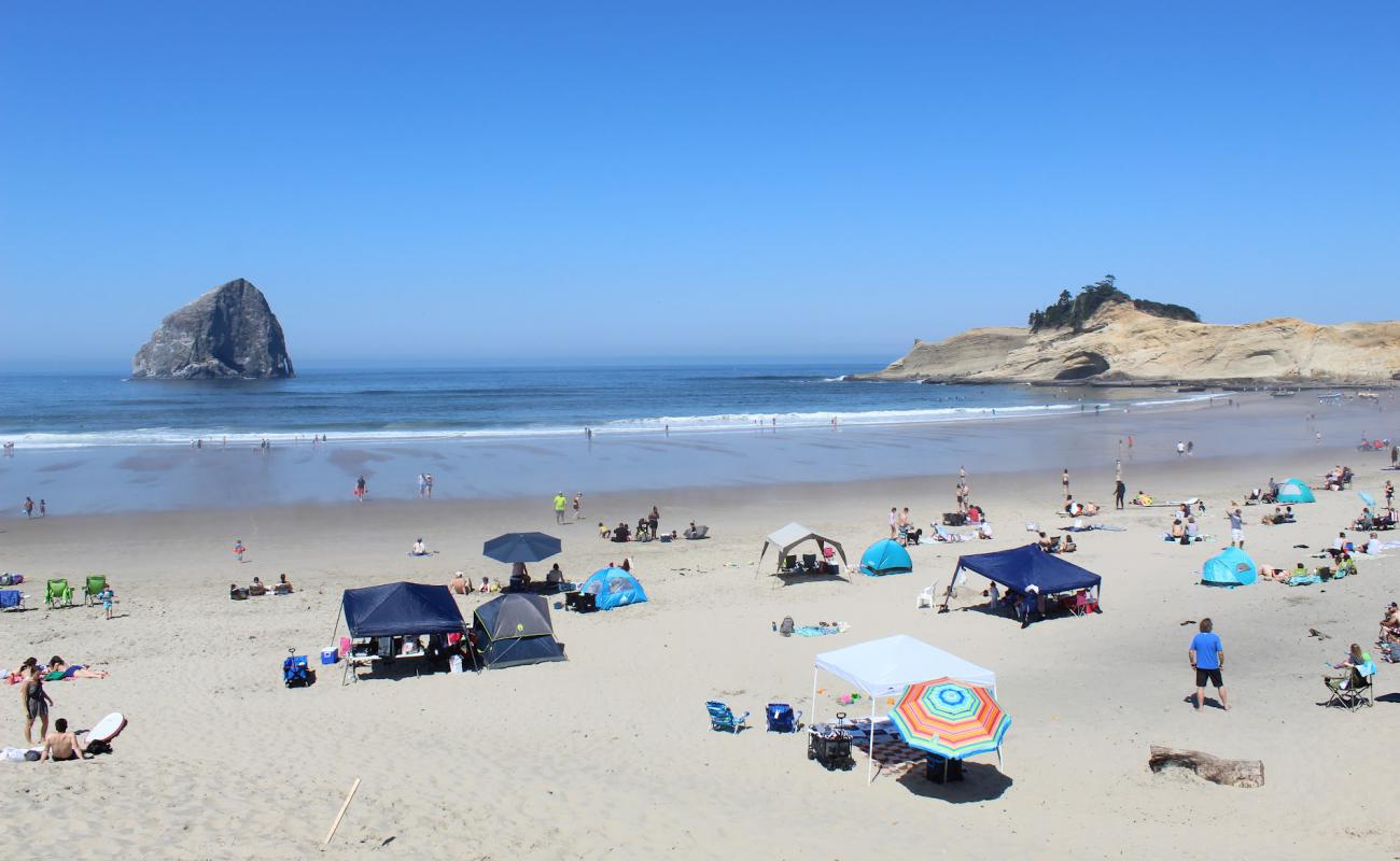 Photo de Pacific City Beach II avec sable lumineux de surface