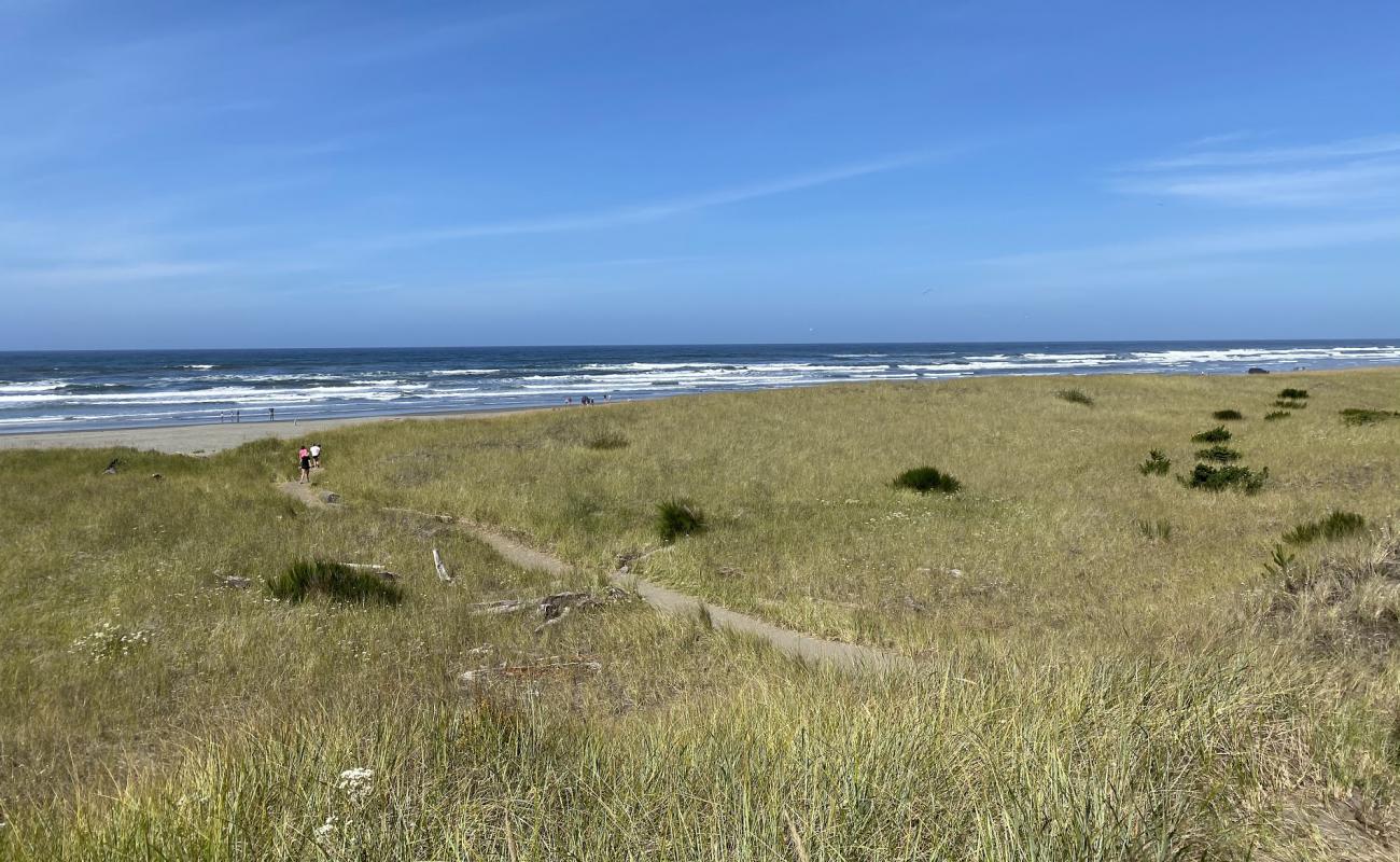 Photo de Grayland Beach avec sable beige de surface