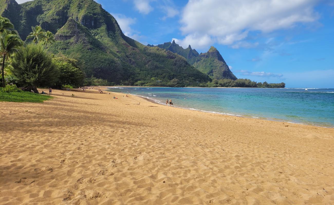 Photo de Plage de Haena avec sable lumineux de surface