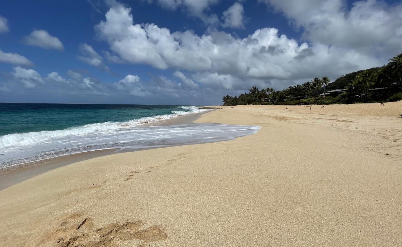 Photo de Ke Iki Beach avec sable lumineux de surface