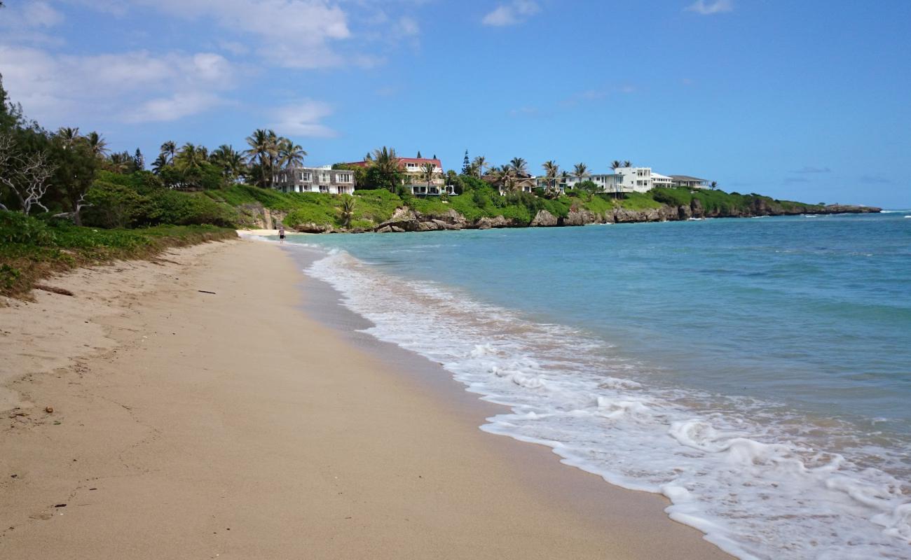 Photo de Laniloa Beach avec sable lumineux de surface