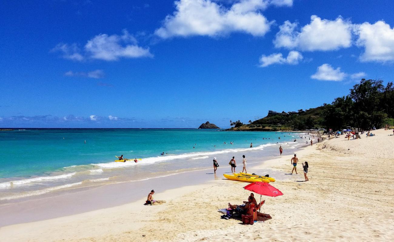 Photo de Kailua Beach Park avec sable beige fin de surface