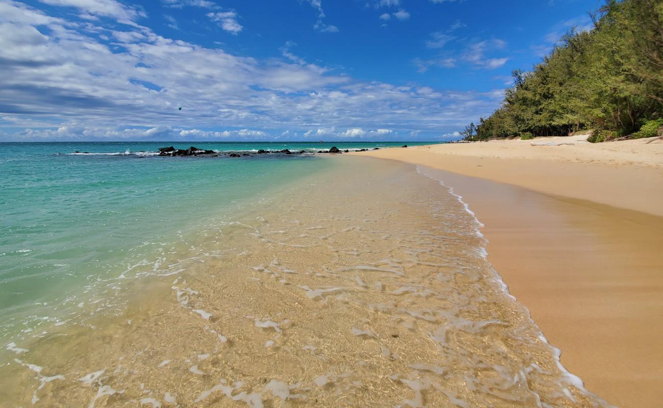 Photo de Kanaha Beach avec sable lumineux de surface