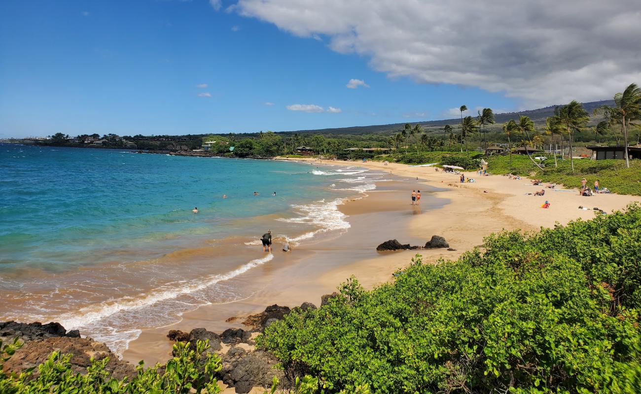 Photo de Plage de Maluaka avec sable lumineux de surface