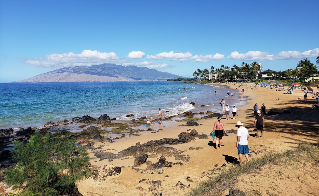 Photo de Kamaole Beach Park II avec sable lumineux de surface