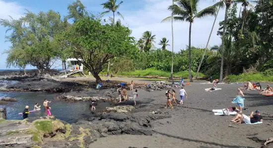 Leleiwi Beach