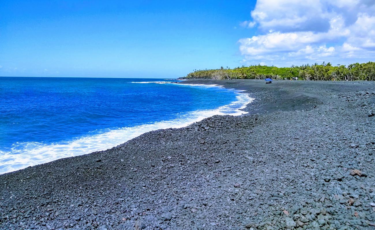 Photo de Isaac Hale beach avec caillou noir de surface