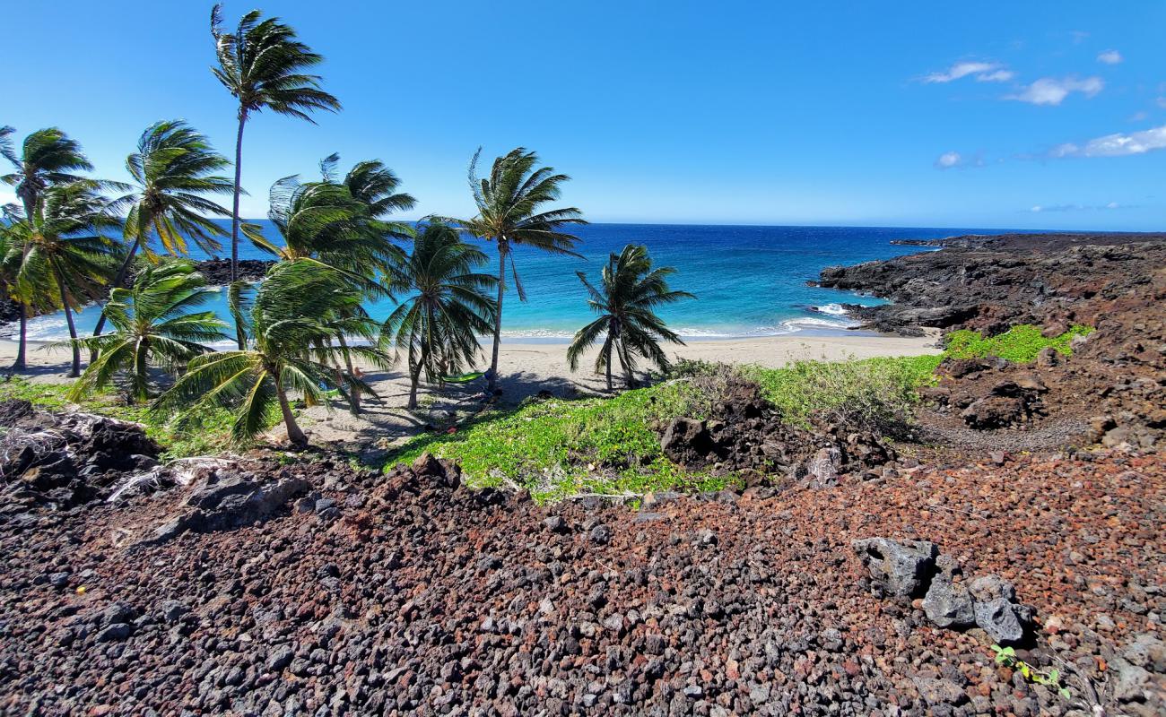 Photo de Pohue Bay Beach avec sable lumineux de surface