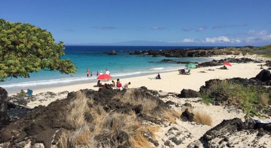 Makalawena Beach