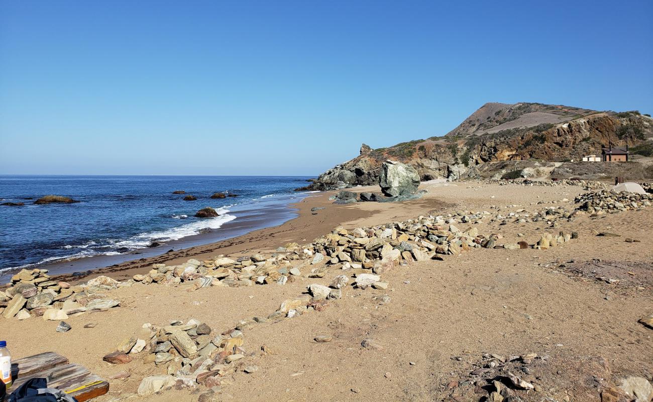 Photo de Parsons Landing beach avec galets gris de surface
