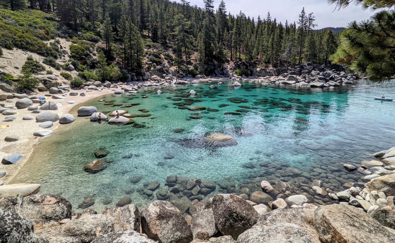 Photo de Secret Cove Nude Beach avec sable lumineux de surface