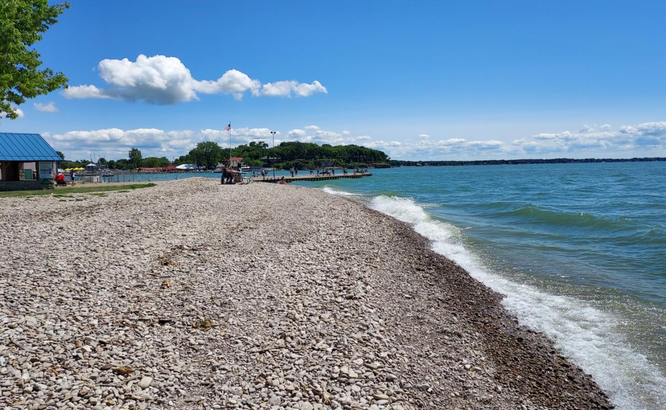 Photo de Catawba Island State Park Beach avec caillou gris de surface