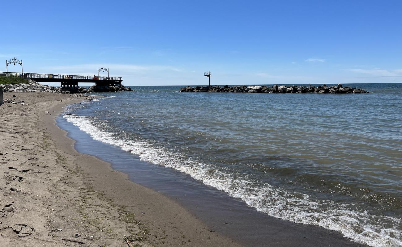 Photo de Euclid Beach avec sable beige de surface