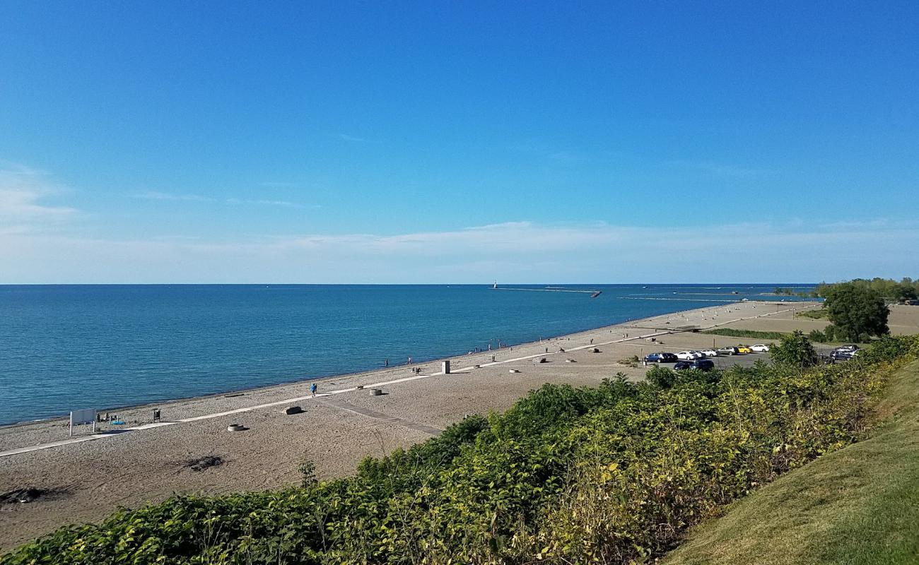 Photo de Conneaut Township Beach avec sable gris & galets de surface