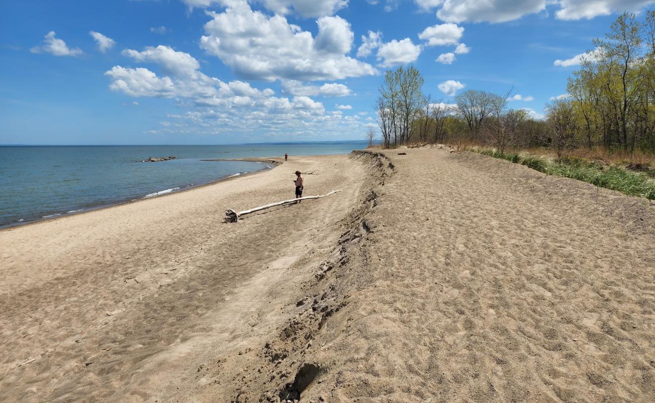 Photo de Presque Isle Beach avec sable beige de surface
