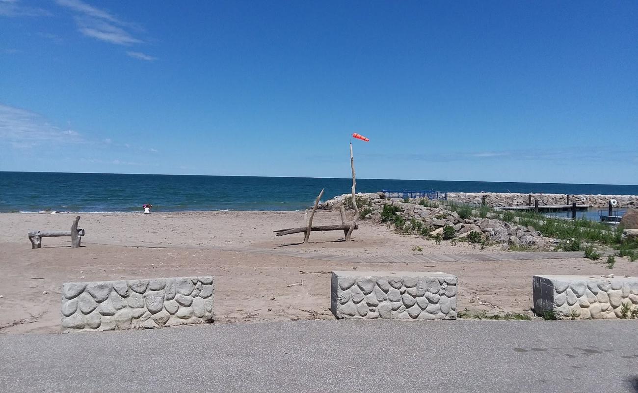 Photo de Shades Beach avec sable beige de surface