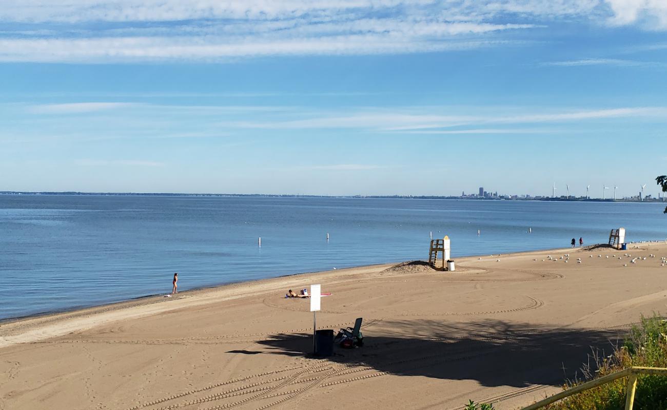 Photo de Hamburg Beach avec sable beige de surface