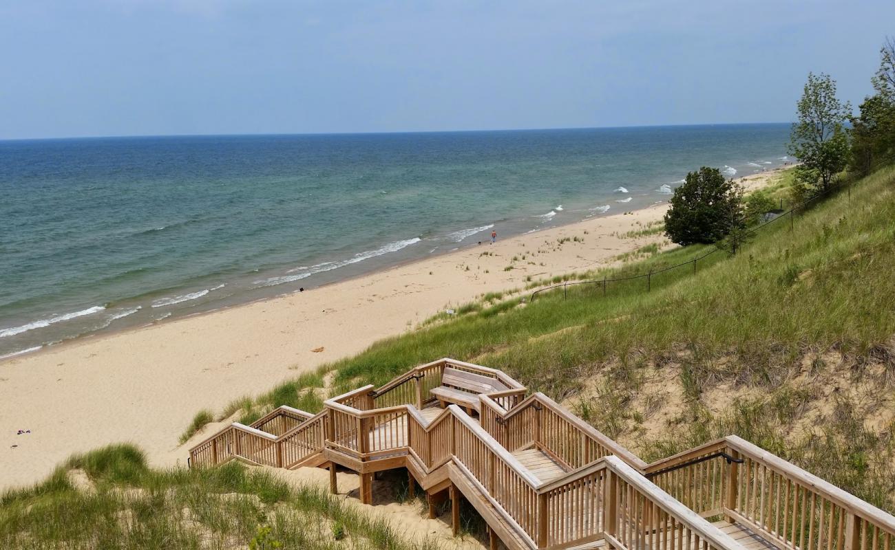 Photo de Kouw Park Beach avec sable lumineux de surface