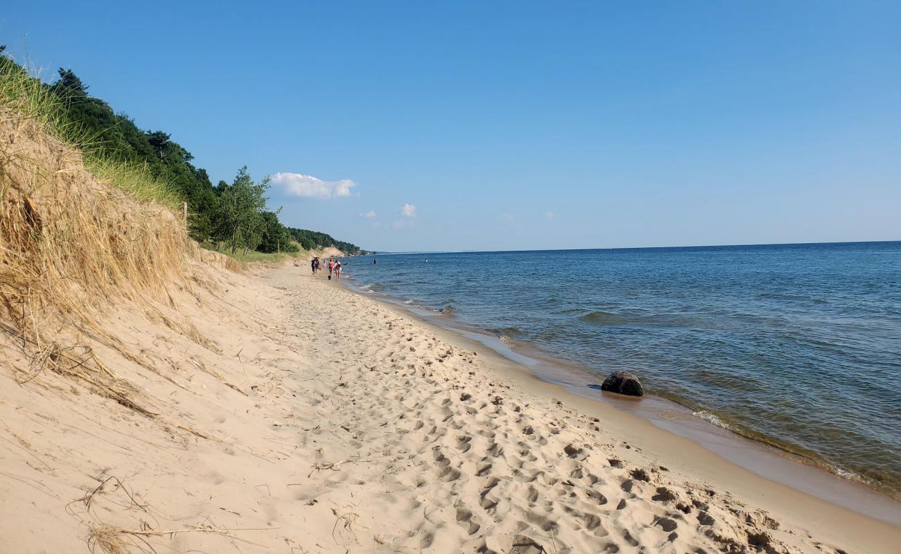 Photo de Muskegon Beach avec sable lumineux de surface