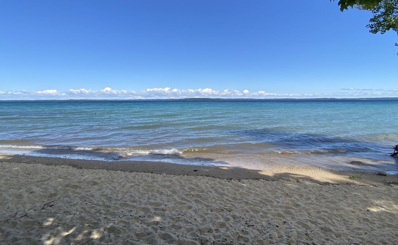 Photo de Boughey Park Beach avec sable lumineux de surface