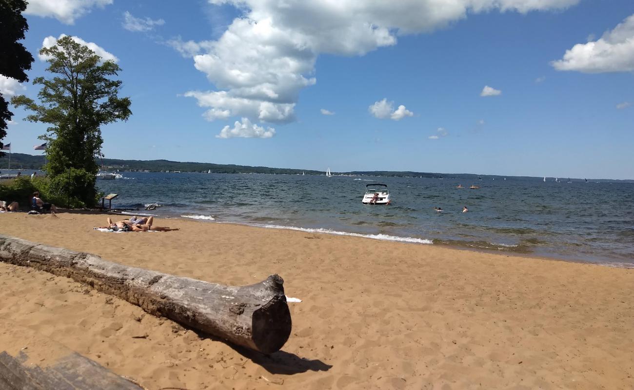 Photo de Sunset Park Beach avec sable lumineux de surface