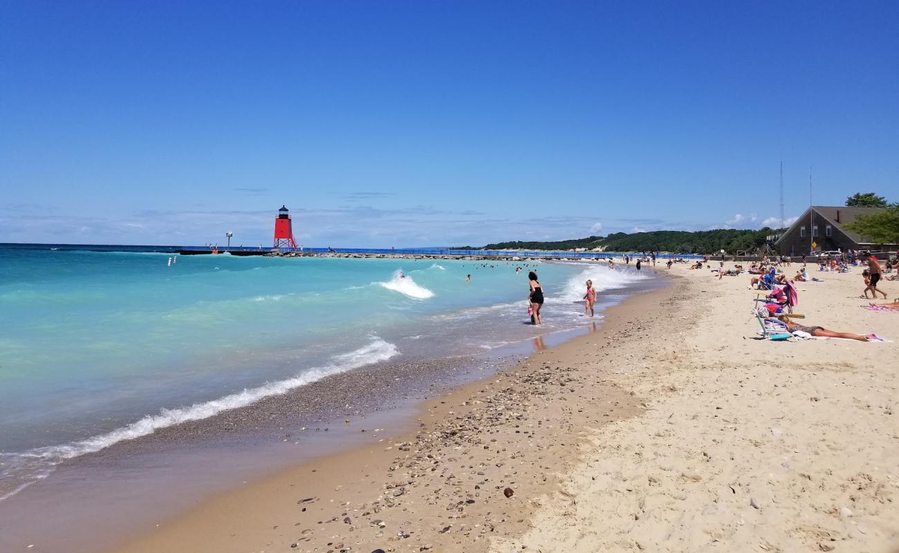 Photo de Michigan Beach Park avec sable lumineux de surface