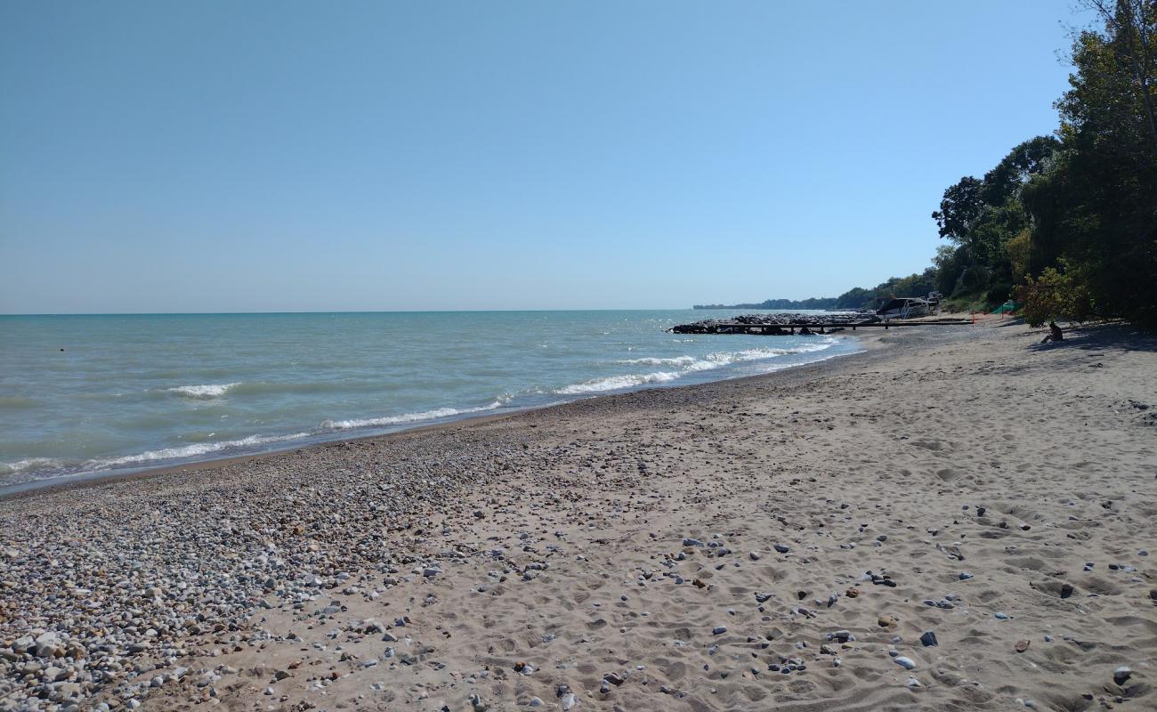 Photo de Maple Street Beach avec sable beige & galets de surface
