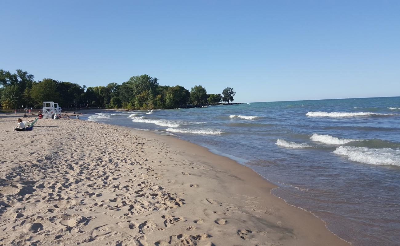 Photo de Lee Street Beach avec sable lumineux de surface