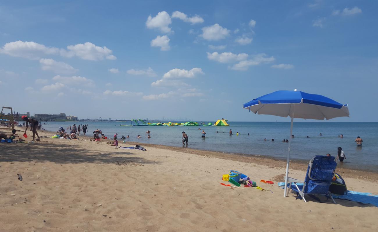 Photo de Whihala Beach avec sable gris de surface