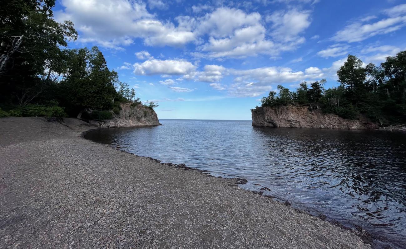 Photo de Lake Superior Beach avec roches de surface