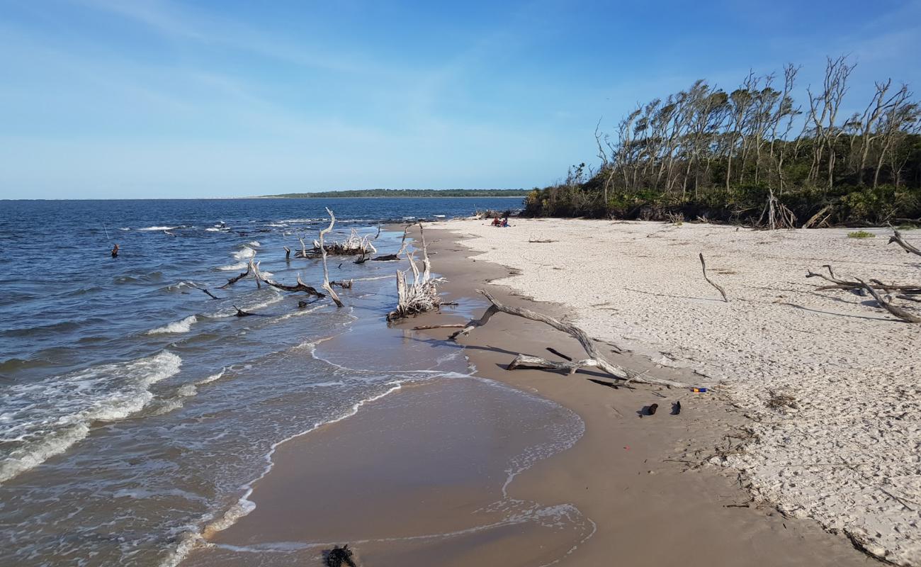 Photo de Black rock beach avec sable beige de surface