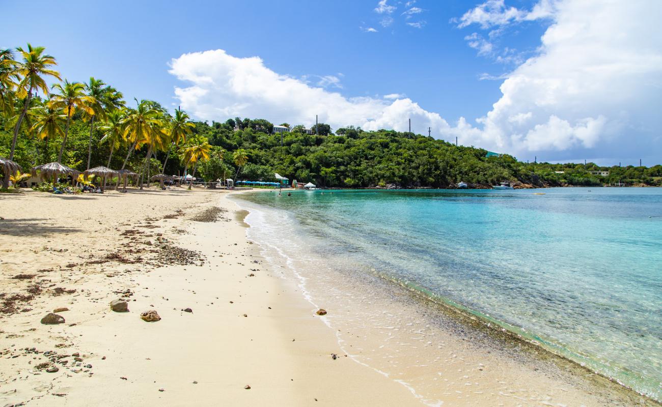 Photo de Honeymoon beach avec sable beige fin de surface
