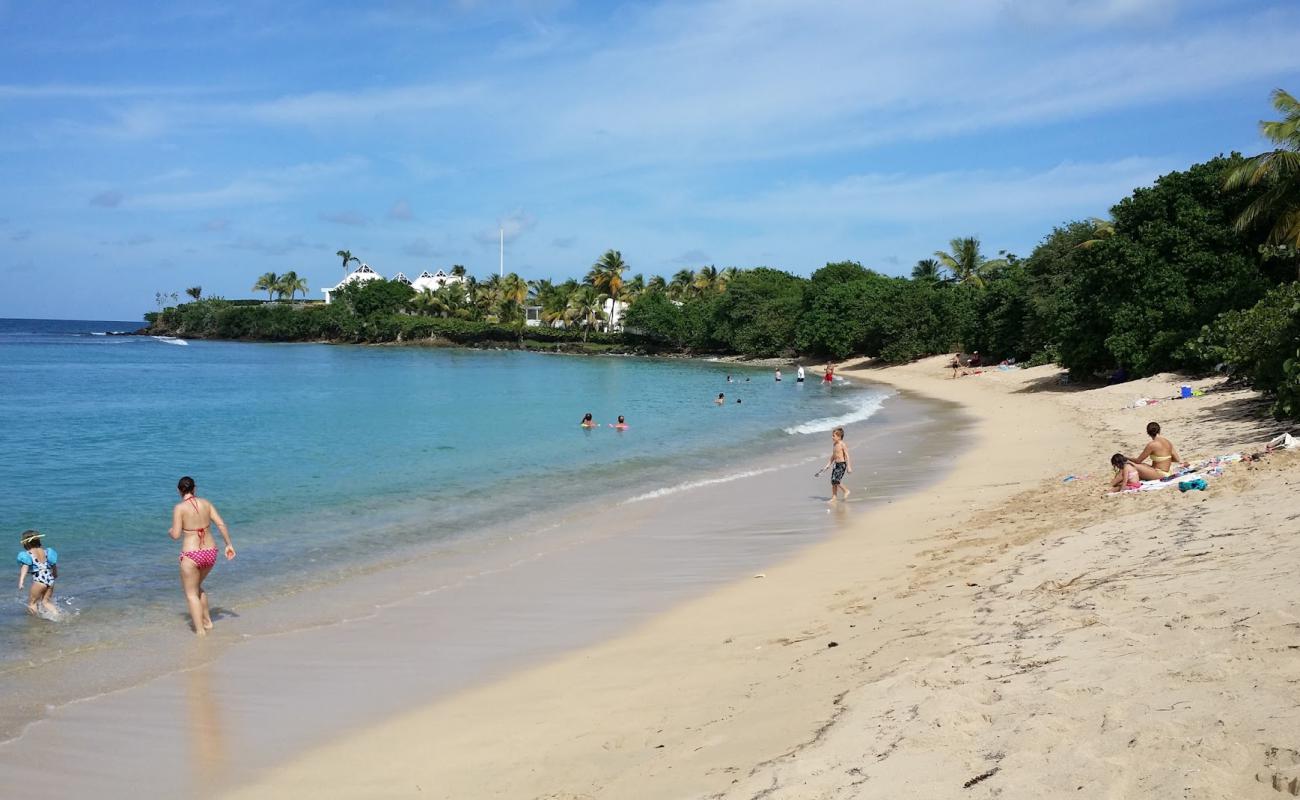 Photo de St. Croix Chenay beach avec sable beige fin de surface